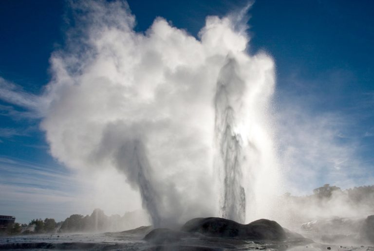 Pohutu Geyser erupts in Rotorua, North Island, New Zealand